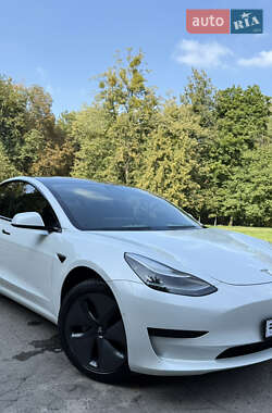 Tesla Model 3 2019