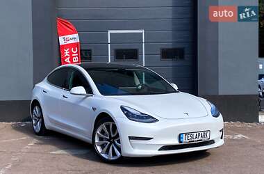 Tesla Model 3 2019