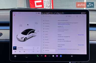 Седан Tesla Model 3 2019 в 