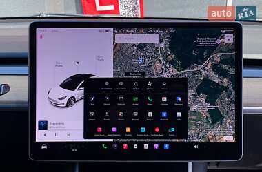 Седан Tesla Model 3 2019 в 