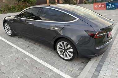 Седан Tesla Model 3 2018 в 