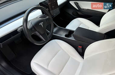 Седан Tesla Model 3 2018 в 