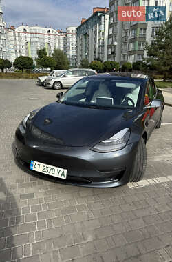 Седан Tesla Model 3 2018 в 