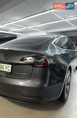 Седан Tesla Model 3 2019 в 