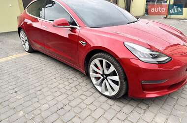 Tesla Model 3 2019
