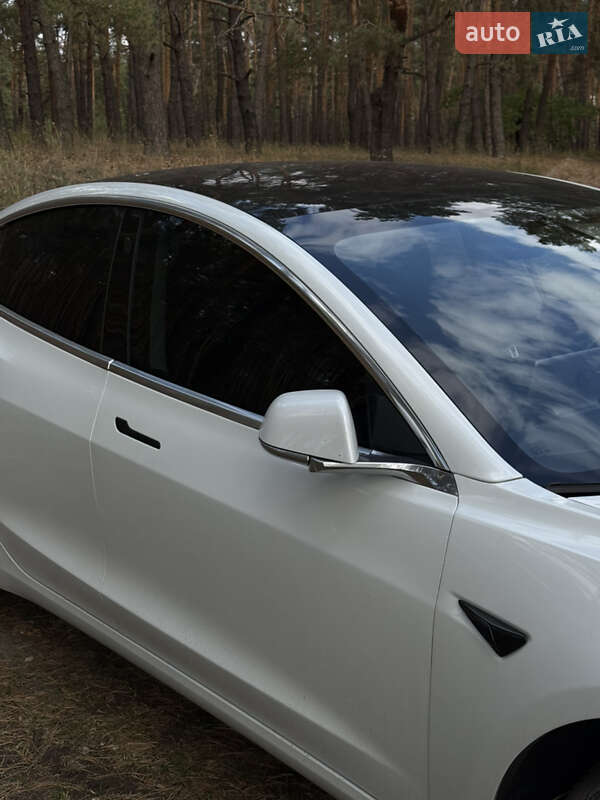 Седан Tesla Model 3 2018 в Днепре