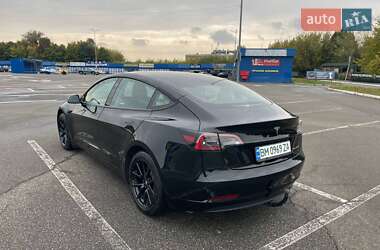 Седан Tesla Model 3 2023 в 