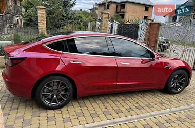 Седан Tesla Model 3 2018 в 