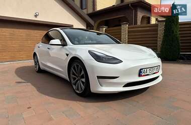 Tesla Model 3 2021