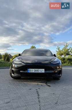 Седан Tesla Model 3 2018 в 