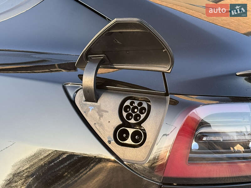 Седан Tesla Model 3 2019 в Тернополі фото 14 Седан Tesla Model 3 2019 в Тернополі