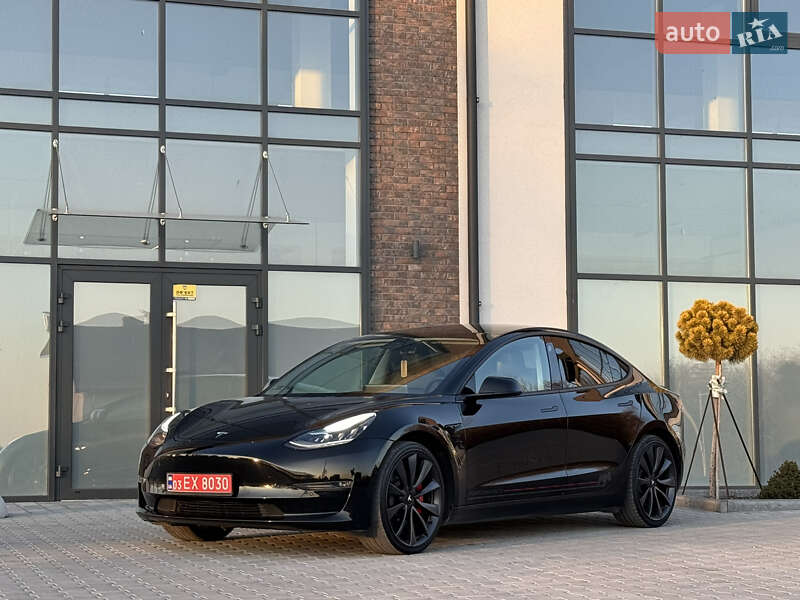 Седан Tesla Model 3 2019 в Тернополі фото 37 Седан Tesla Model 3 2019 в Тернополі