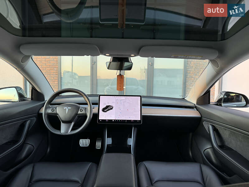 Седан Tesla Model 3 2019 в Тернополі фото 75 Седан Tesla Model 3 2019 в Тернополі