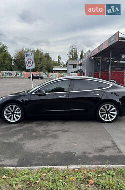Седан Tesla Model 3 2018 в 