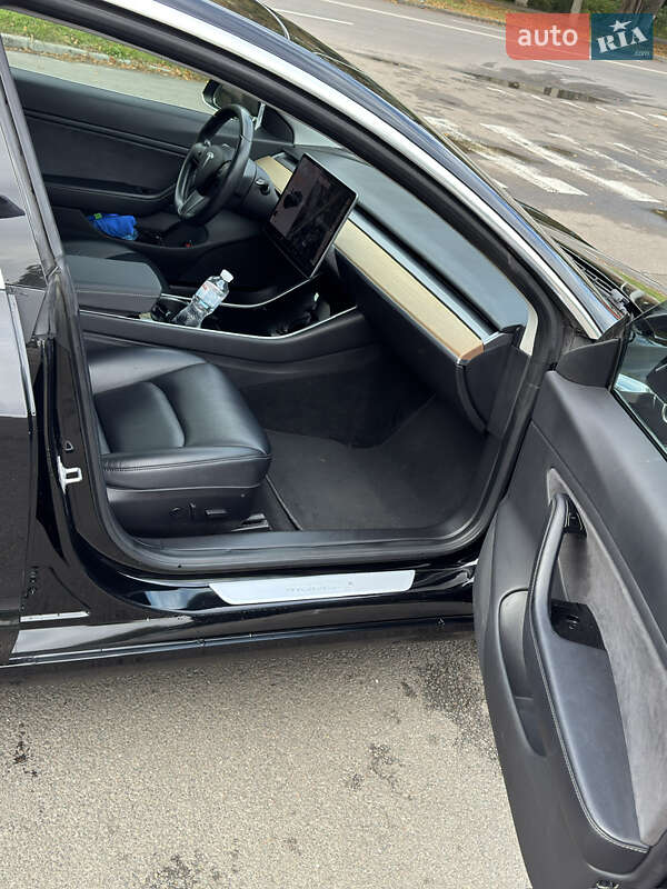 Седан Tesla Model 3 2018 в Києві фото 23 Седан Tesla Model 3 2018 в Києві