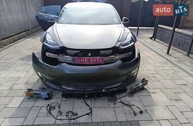 Tesla Model 3 2018