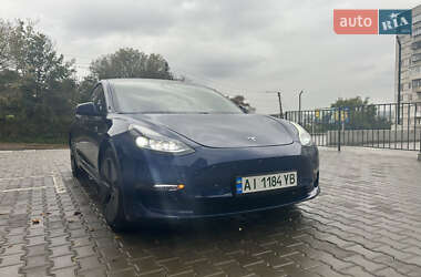 Седан Tesla Model 3 2021 в 