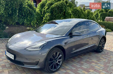 Седан Tesla Model 3 2019 в 