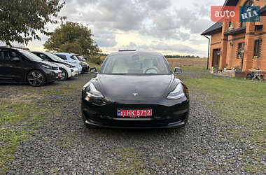 Седан Tesla Model 3 2018 в 