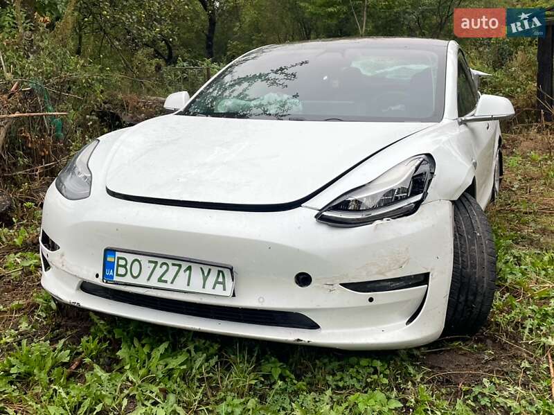 Седан Tesla Model 3 2018 в 