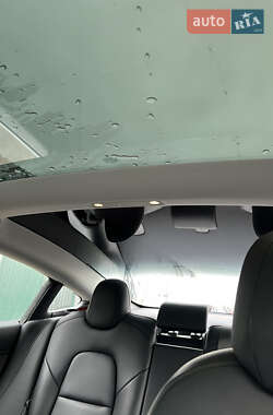 Седан Tesla Model 3 2018 в 