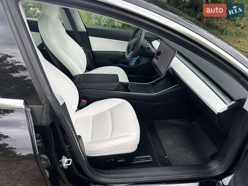 Седан Tesla Model 3 2020 в Харькове фото 5 Седан Tesla Model 3 2020 в Харькове
