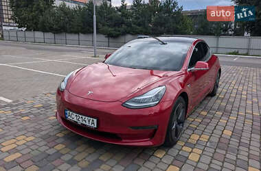 Tesla Model 3 2019