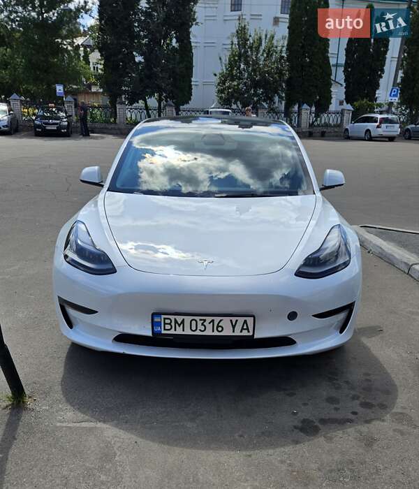 Tesla Model 3 2023