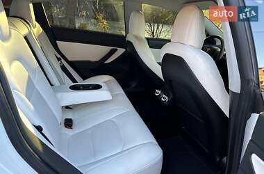 Седан Tesla Model 3 2019 в Белой Церкви