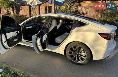 Седан Tesla Model 3 2019 в Белой Церкви
