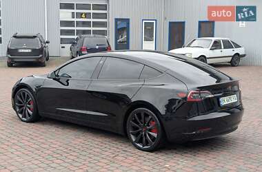 Седан Tesla Model 3 2019 в 
