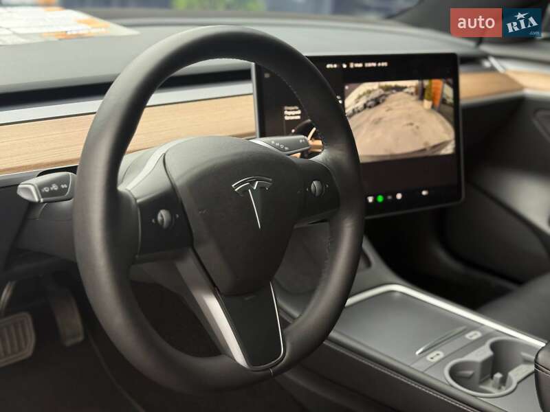 Седан Tesla Model 3 2022 в Рівному