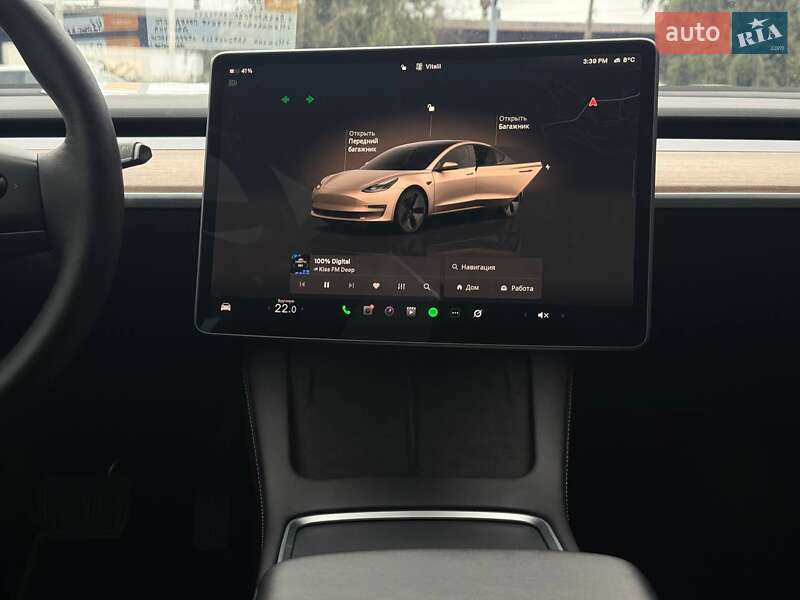 Седан Tesla Model 3 2022 в Рівному