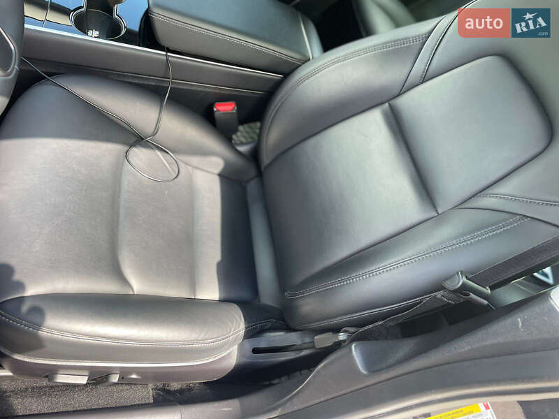 Седан Tesla Model 3 2019 в Львове фото 12 Седан Tesla Model 3 2019 в Львове