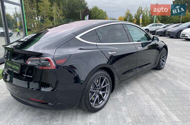Седан Tesla Model 3 2018 в 