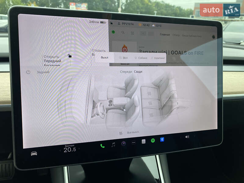 Седан Tesla Model 3 2018 в Києві