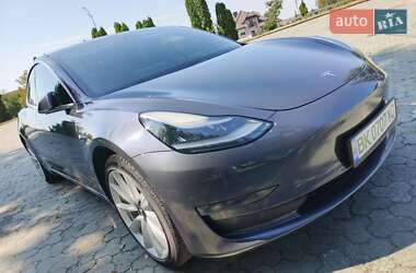 Tesla Model 3 2019 Tesla Model 3 2019