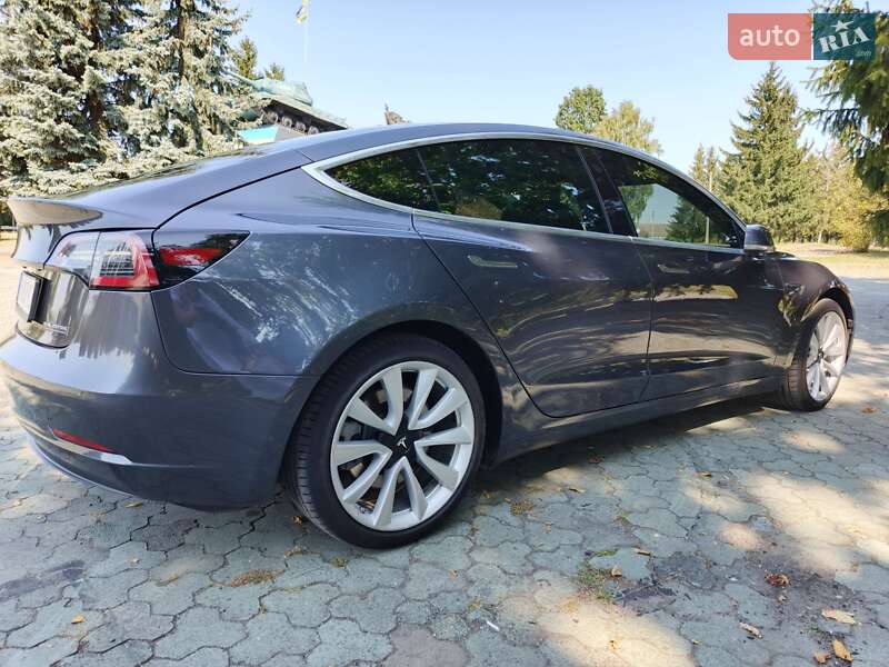 Седан Tesla Model 3 2019 в Дубно фото 14 Седан Tesla Model 3 2019 в Дубно
