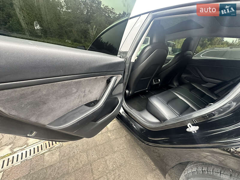 Седан Tesla Model 3 2020 в Львове фото 22 Седан Tesla Model 3 2020 в Львове