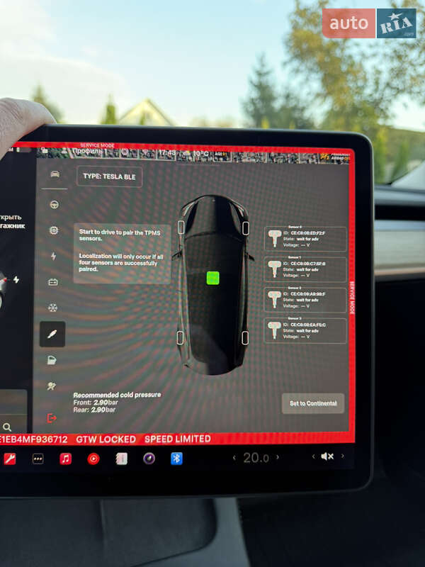 Седан Tesla Model 3 2021 в Луцьку