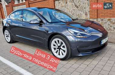 Tesla Model 3 2023