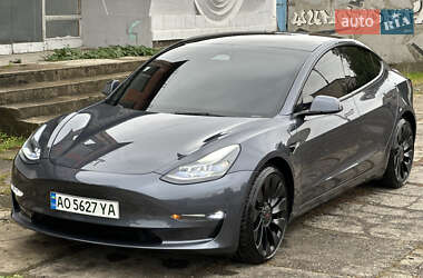 Tesla Model 3 2022