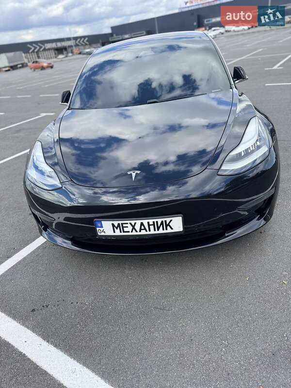 Tesla Model 3 2018