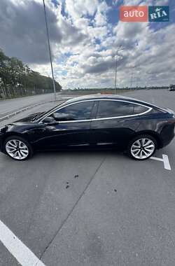 Седан Tesla Model 3 2018 в Дніпрі