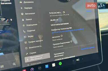 Седан Tesla Model 3 2021 в 