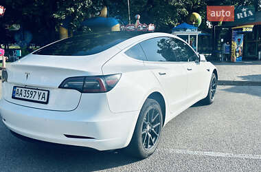 Tesla Model 3 2018