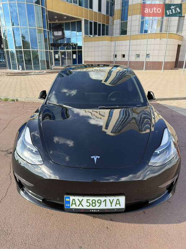 Седан Tesla Model 3 2022 в Харькове