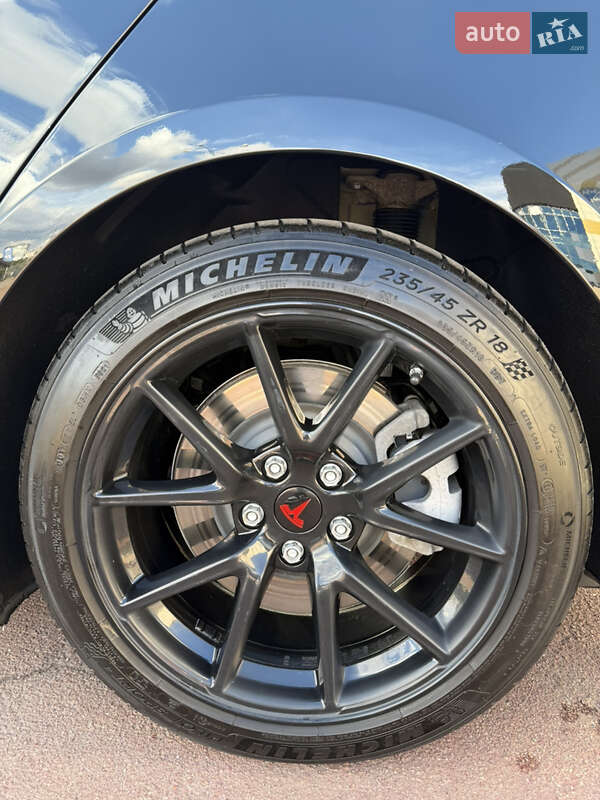 Седан Tesla Model 3 2022 в Харькове