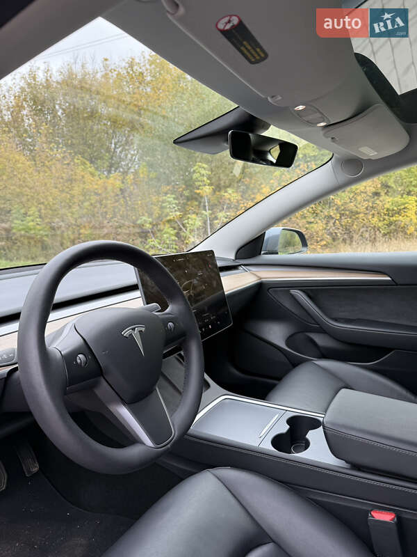 Седан Tesla Model 3 2022 в Києві фото 27 Седан Tesla Model 3 2022 в Києві