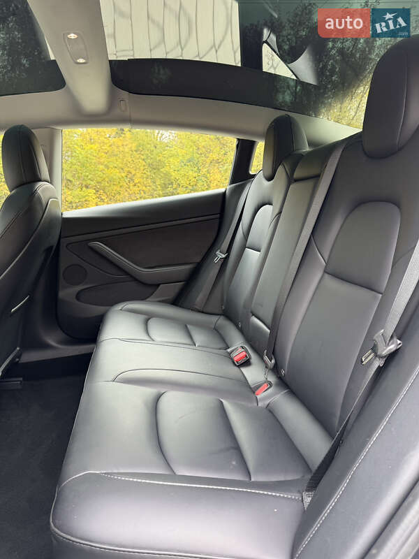 Седан Tesla Model 3 2022 в Києві фото 32 Седан Tesla Model 3 2022 в Києві